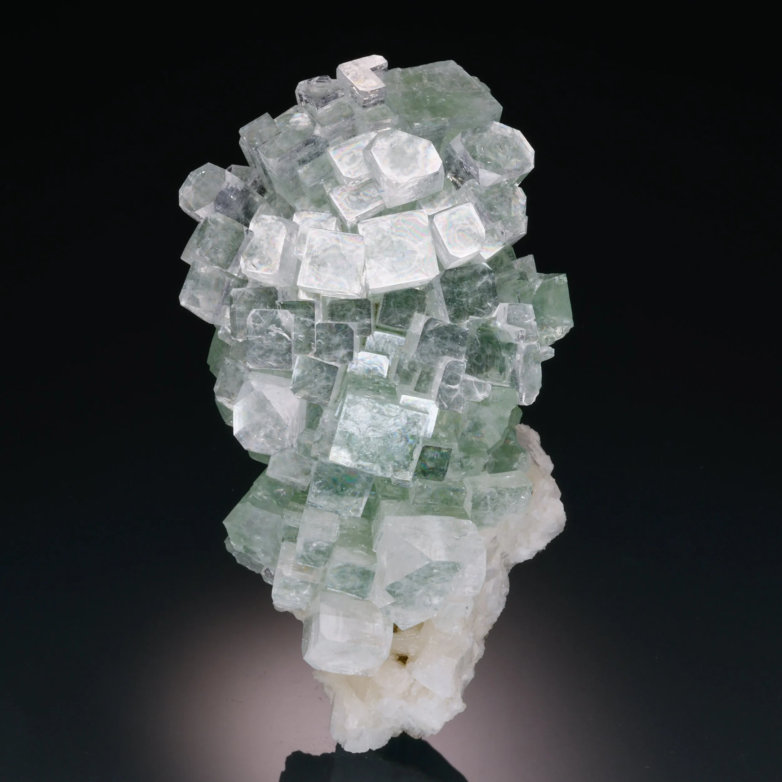 Fluorapophyllite - image 1