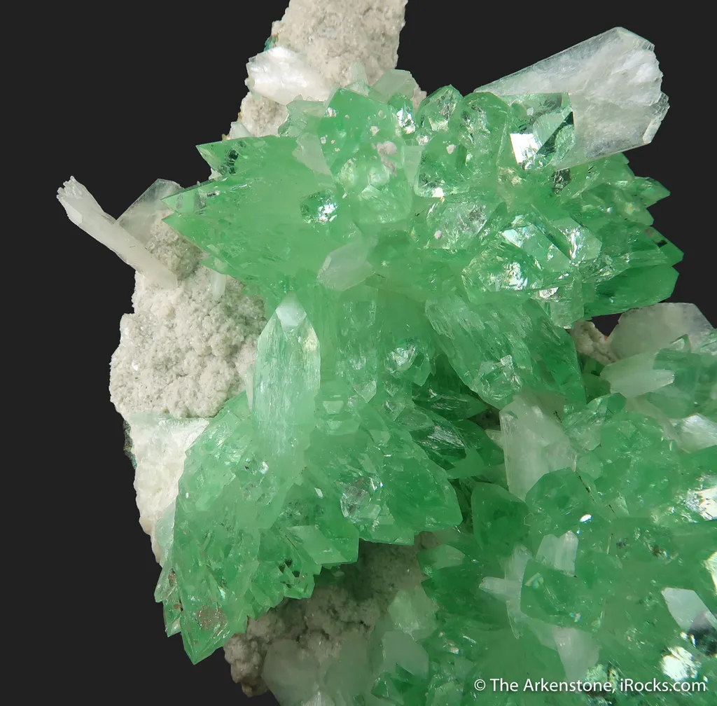 Fluorapophyllite and Stilbite - image 5