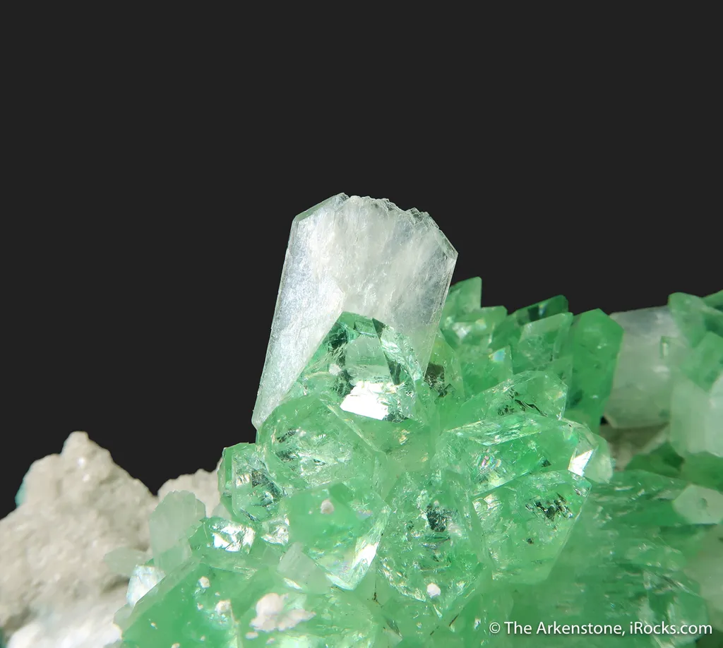 Fluorapophyllite and Stilbite - image 2