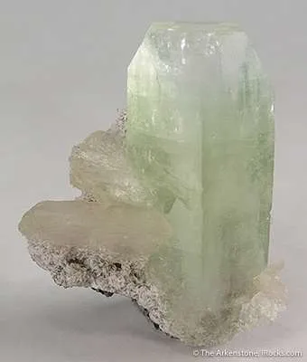 Fluorapophyllite and Stilbite - image 3