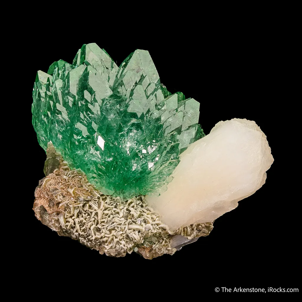 Fluorapophyllite and Stilbite image