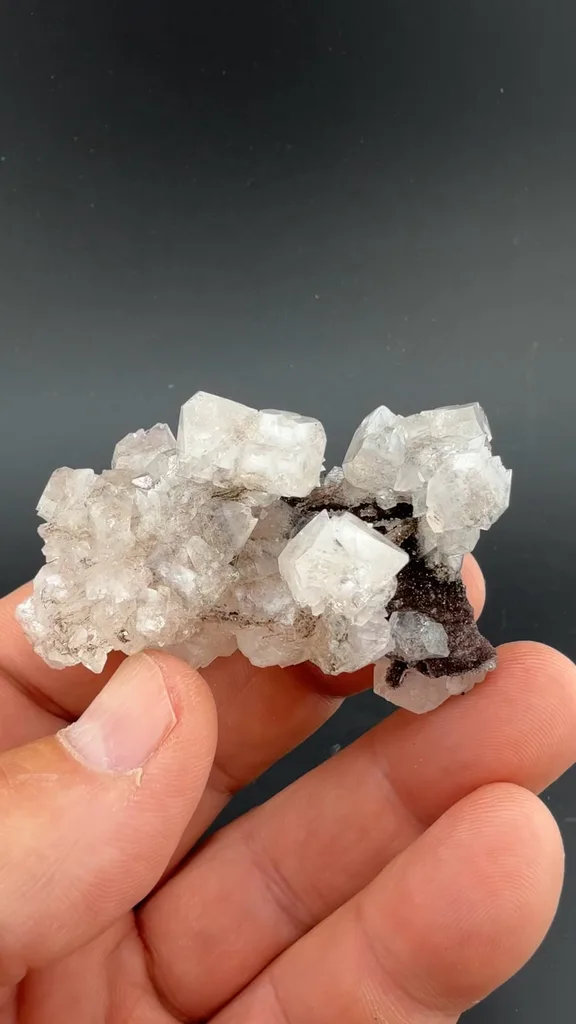 Fluorapophyllite-(K) - image 2