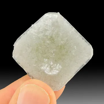 Fluorapophyllite-(K) from Junnar, Pune District, Pune Division, Maharashtra, India