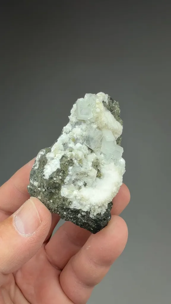 Fluorapophyllite-K with Mesolite - image 2