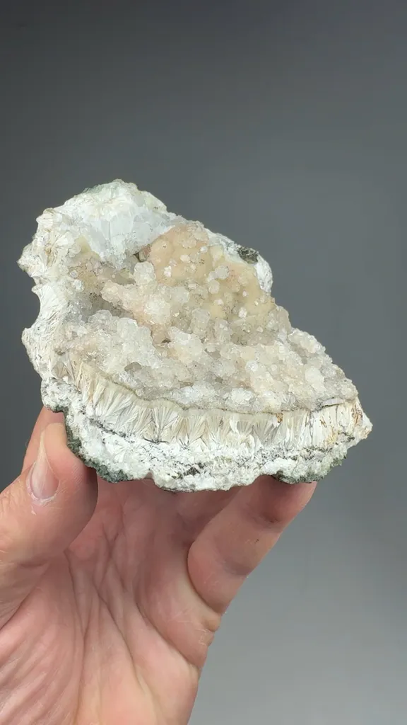 Fluorapophyllite-K with Pectolite - image 2