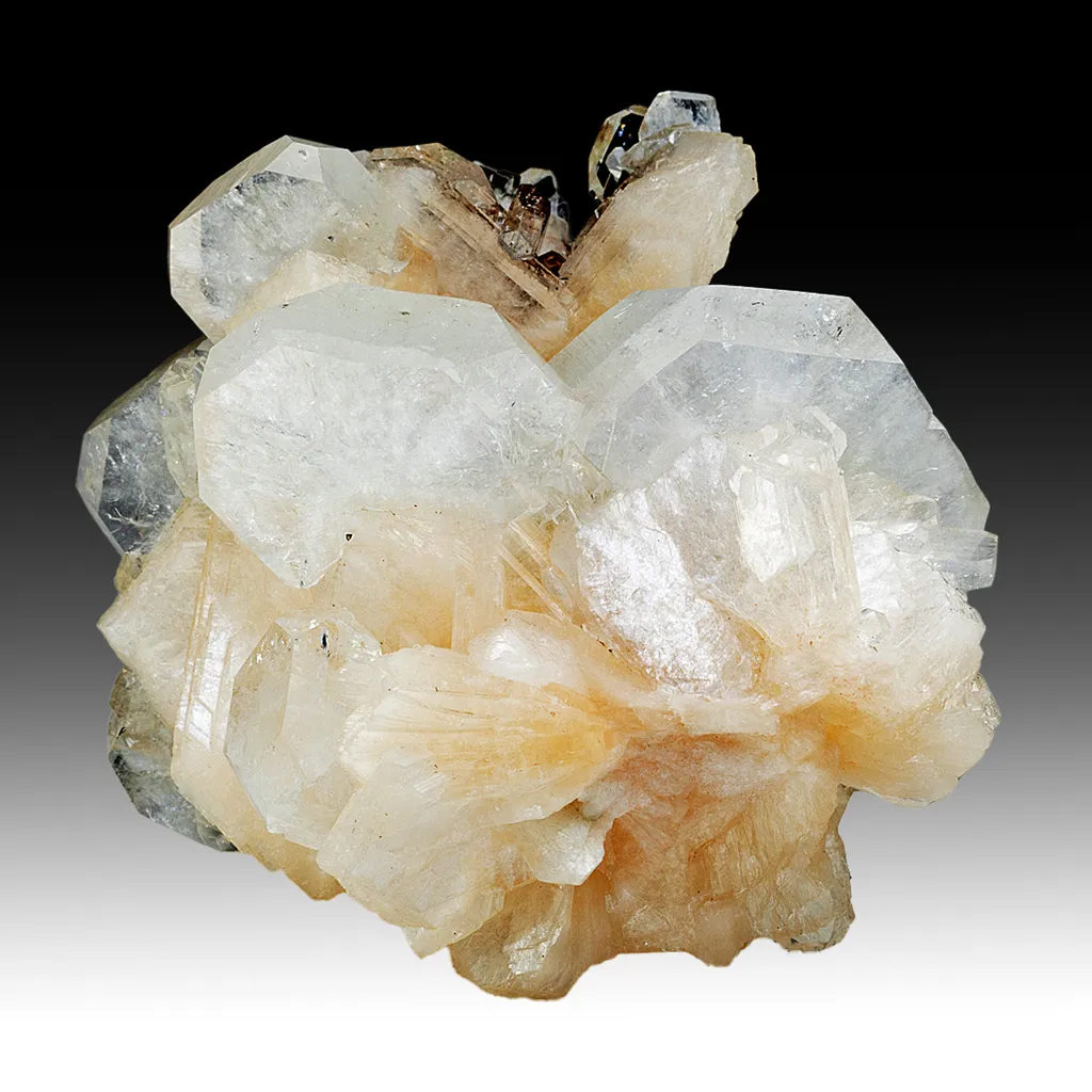 Fluorapophyllite-K with Stilbite image