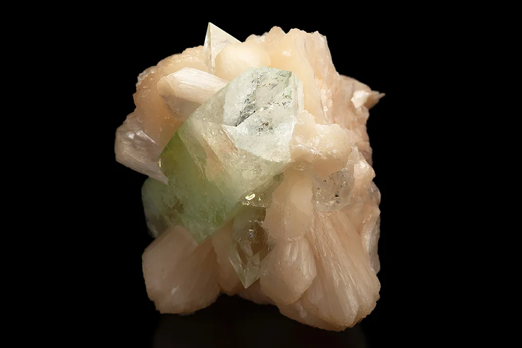 FLUORAPOPHYLLITE-(K) with Stilbite - image 4