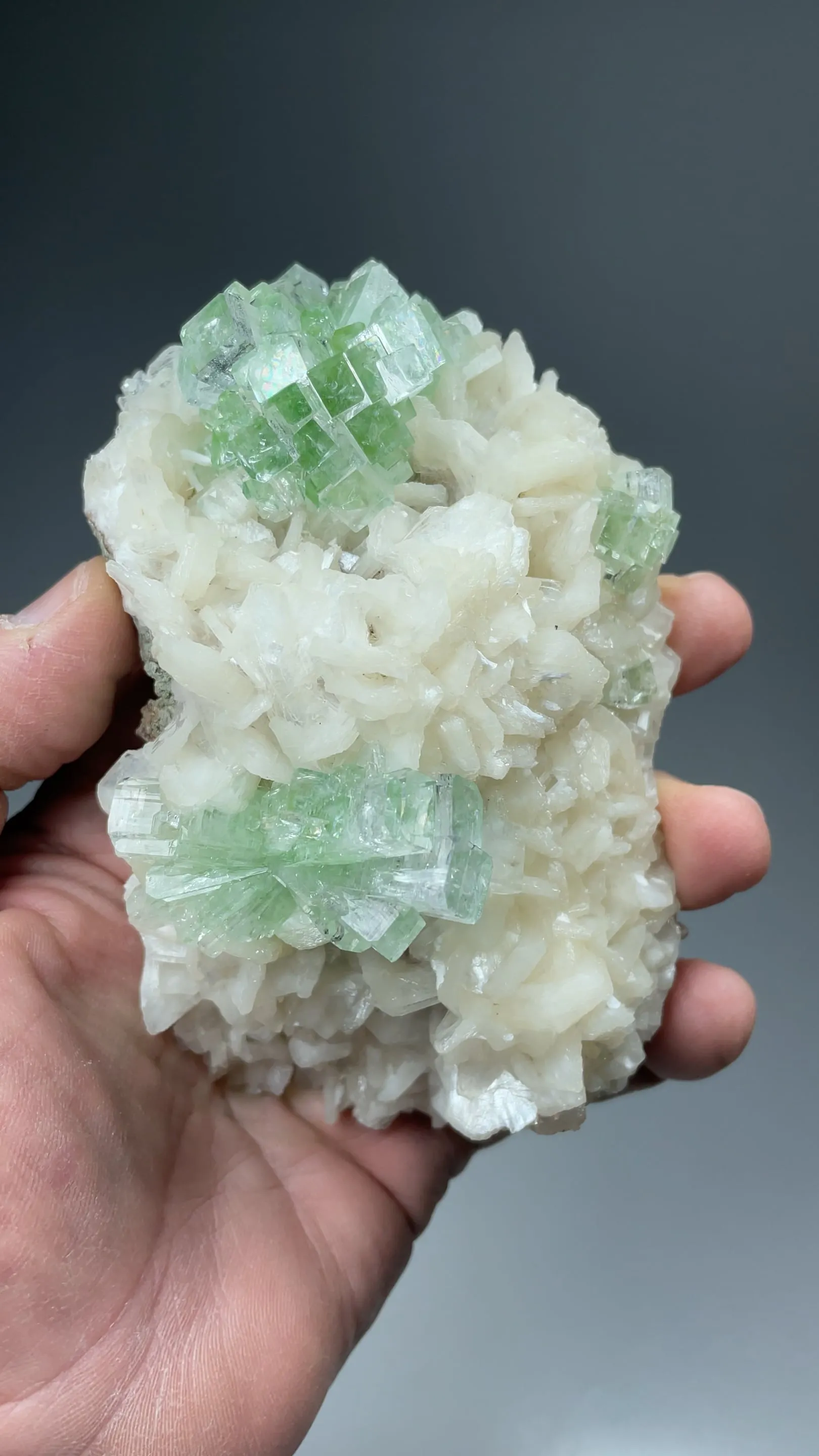 Fluorapophyllite-K with Stilbite - image 2