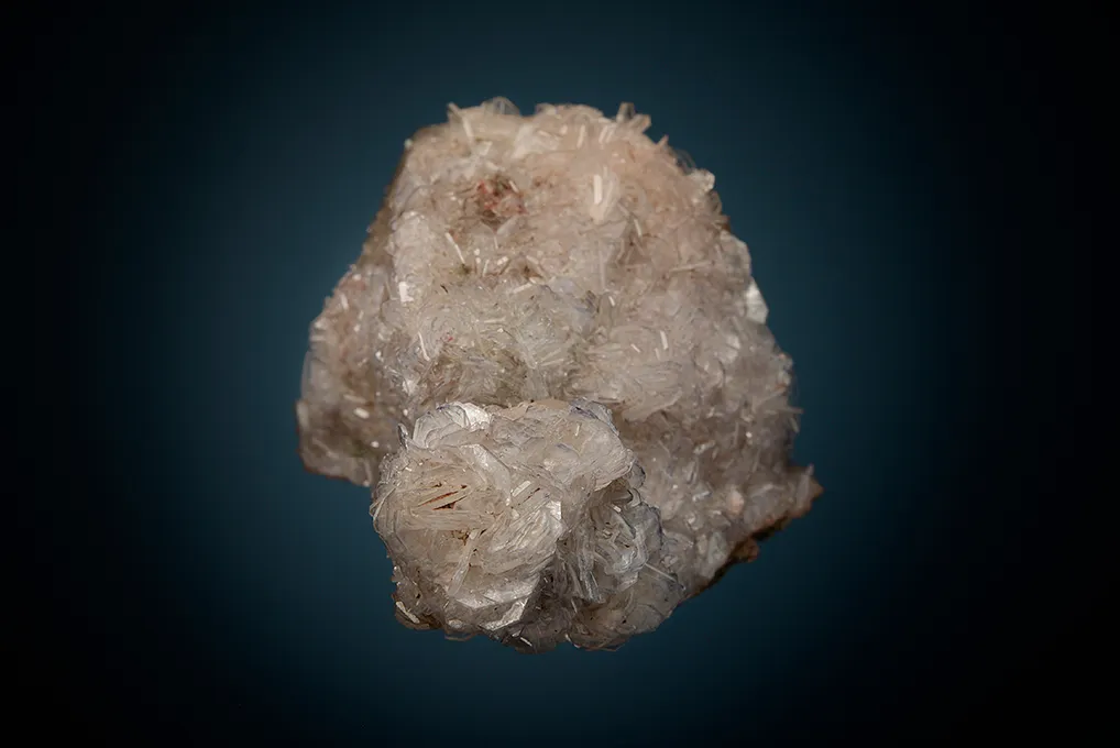 FLUORAPOPHYLLITE on Calcite - image 8