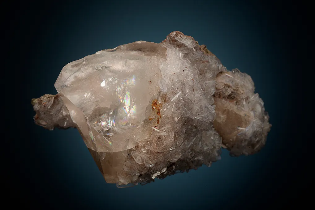 FLUORAPOPHYLLITE on Calcite - image 6