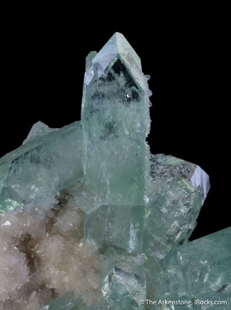 Fluorapophyllite on Stilbite image