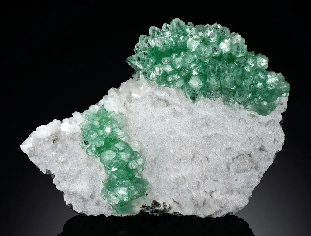 Fluorapophyllite, Stilbite image