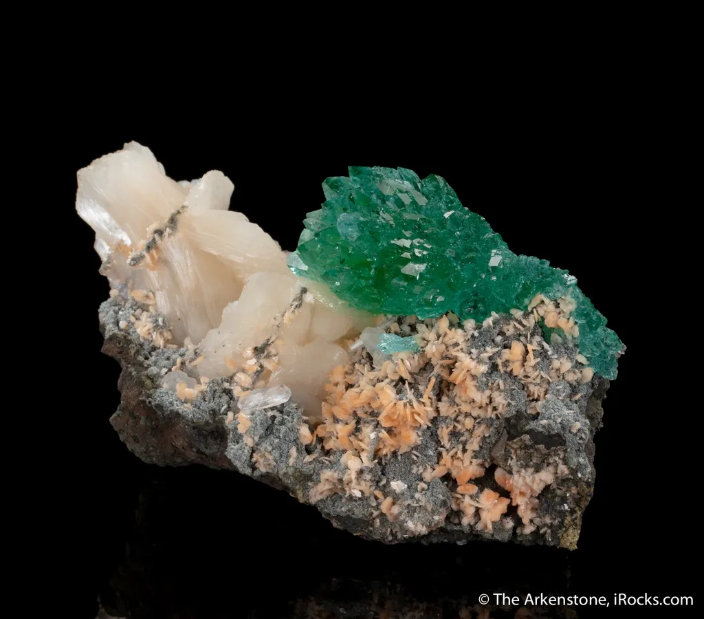 Fluorapophyllite, Stilbite, Heulandite image