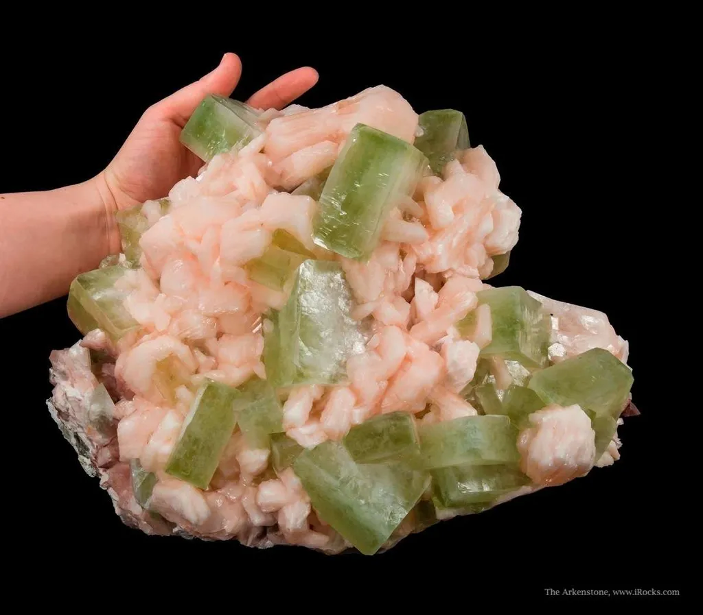 Fluorapophyllite With Stilbite image