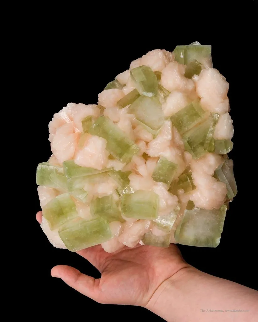 Fluorapophyllite With Stilbite image