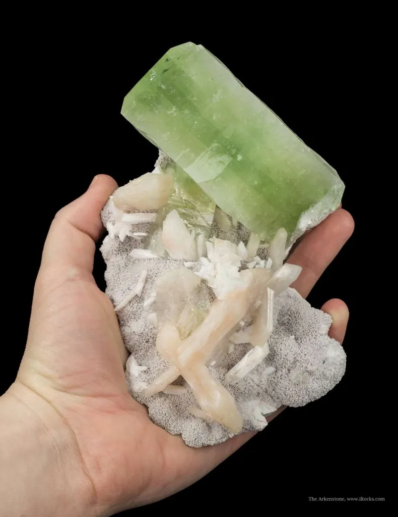Fluorapophyllite With Stilbite - image 5