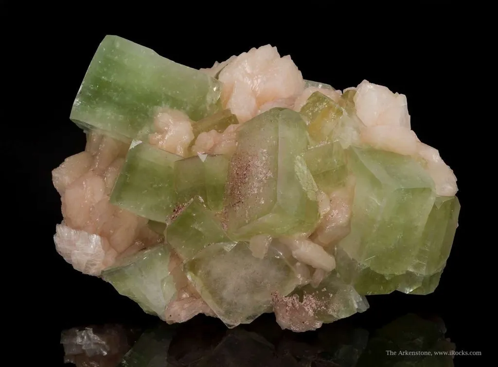 Fluorapophyllite With Stilbite - image 3