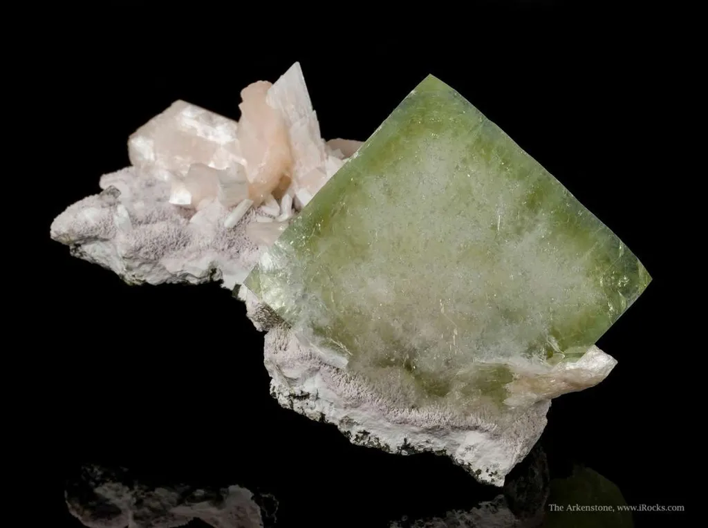 Fluorapophyllite With Stilbite - image 2
