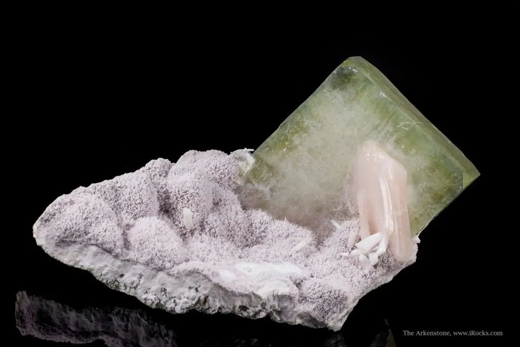 Fluorapophyllite With Stilbite - image 3