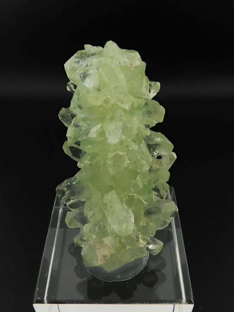 Fluorapophyllite with Stilbite image