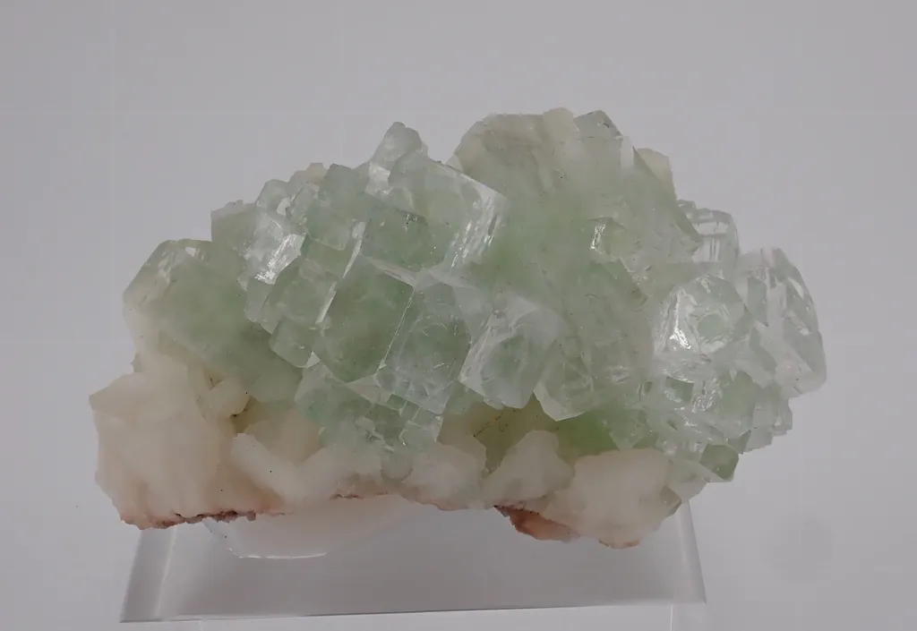 Fluorapophyllite with Stilbite - image 4