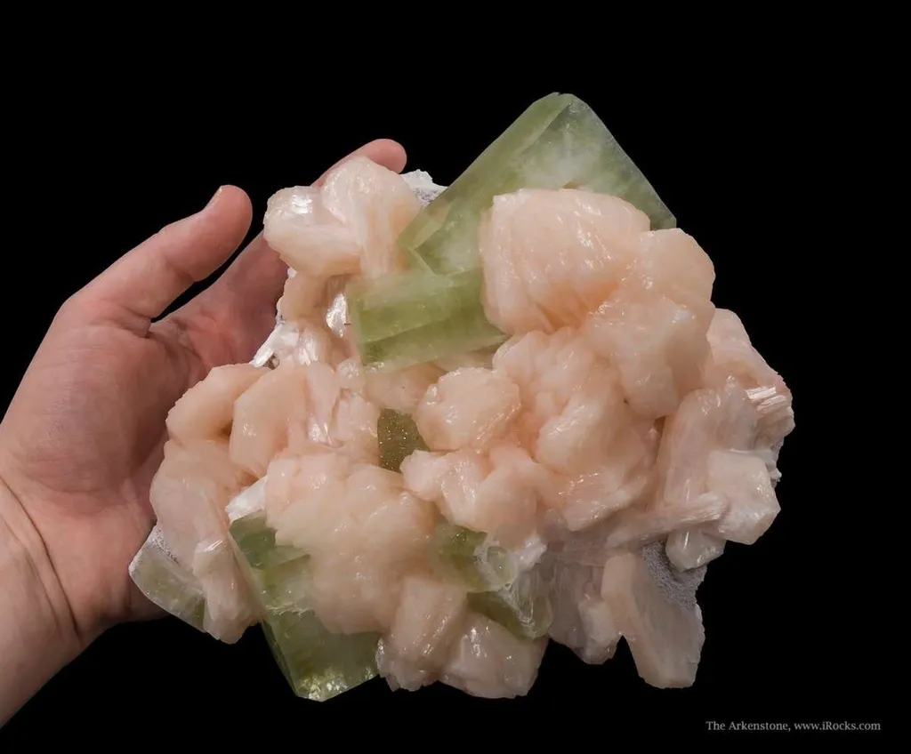 Fluorapophyllite With Stilbite image