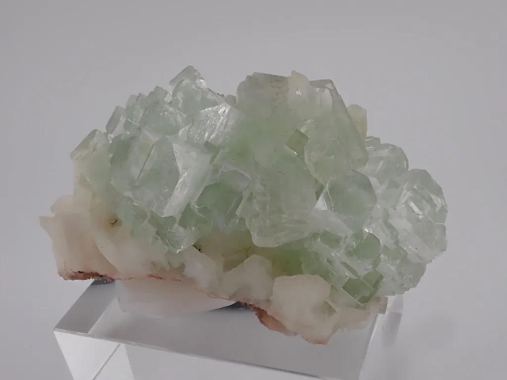 Fluorapophyllite with Stilbite - image 3