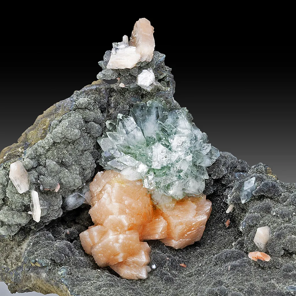 Fluorapophyllite with Stilbite image
