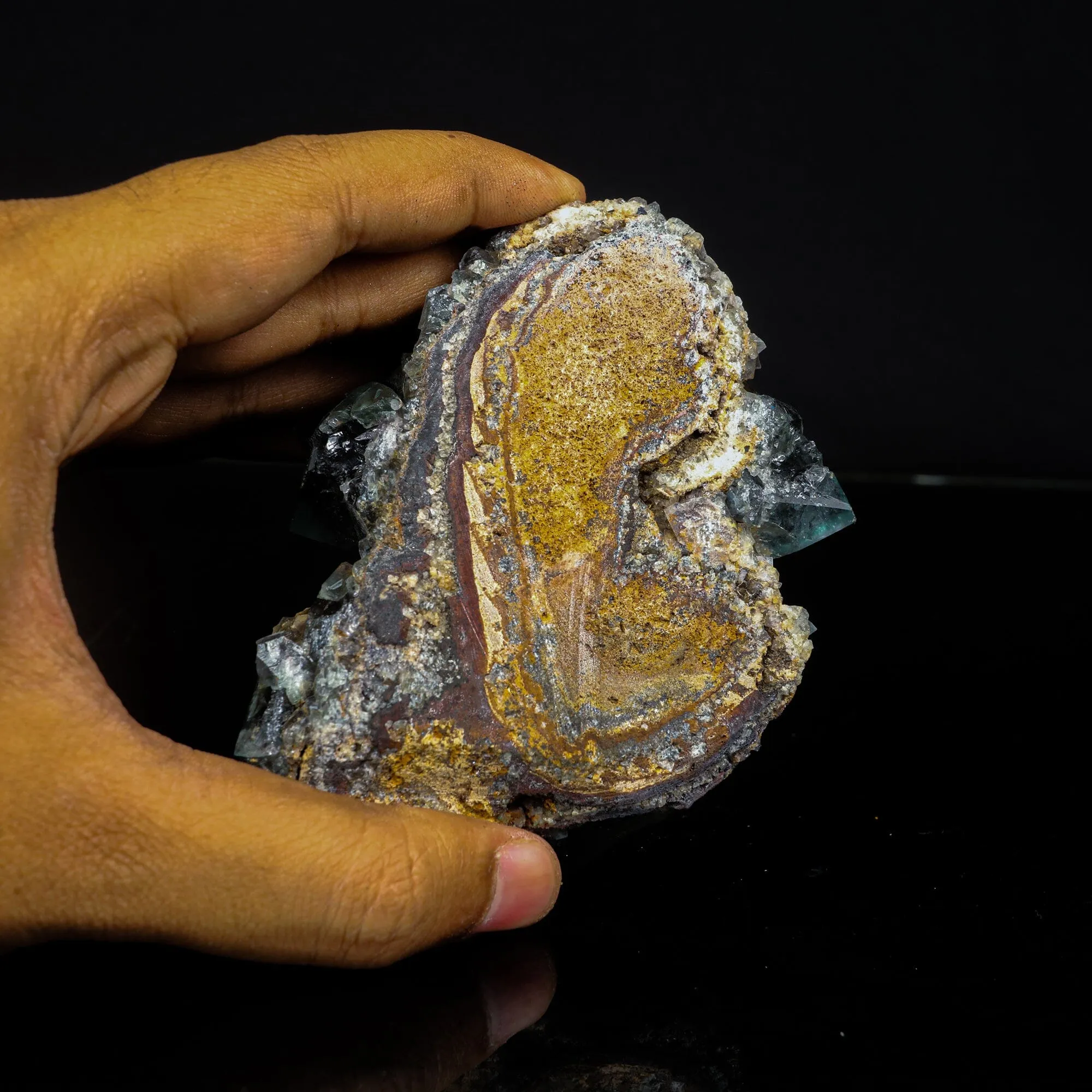 Fluorescent Green Fluorite Natural Mineral Specimen - image 5