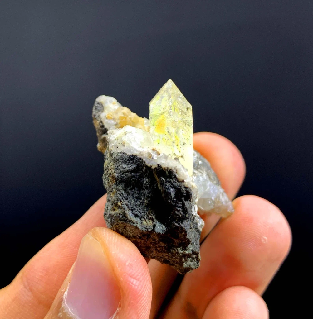 Fluorescent Petroleum Quartz Crystal on Matrix from Pakistan - image 4
