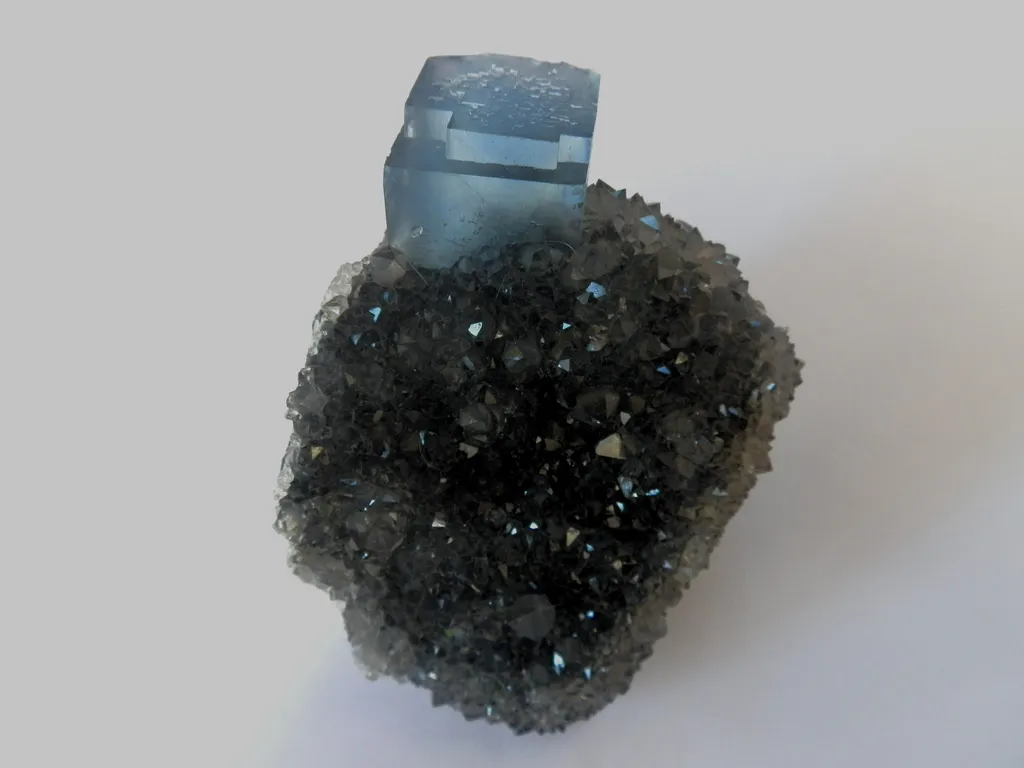 Fluorine , Mont-Roc, Tarn, France image