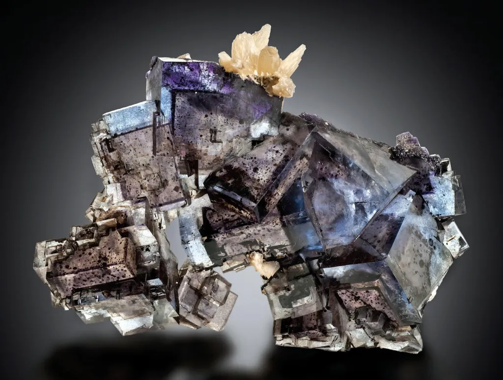 Fluorite image