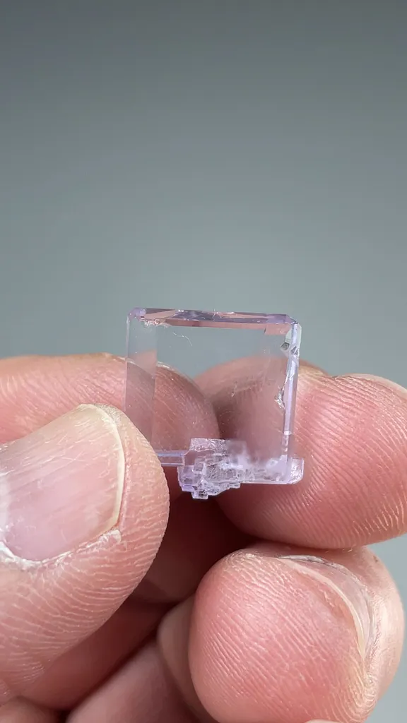 Fluorite - image 2