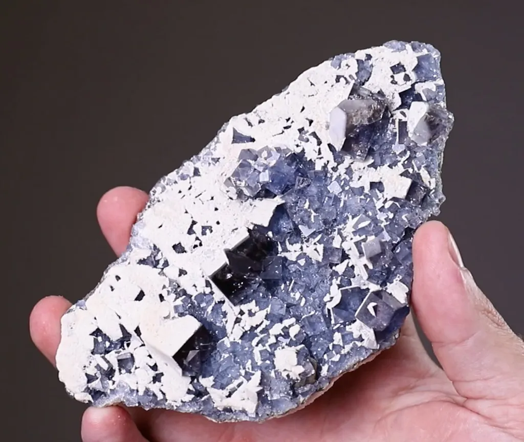 Fluorite - image 2