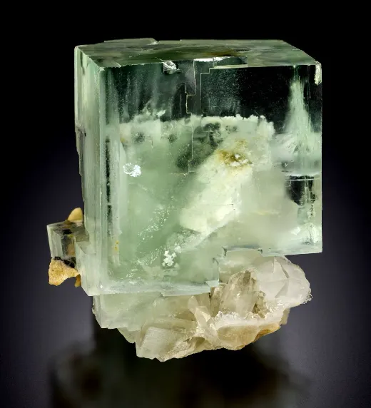 Fluorite image