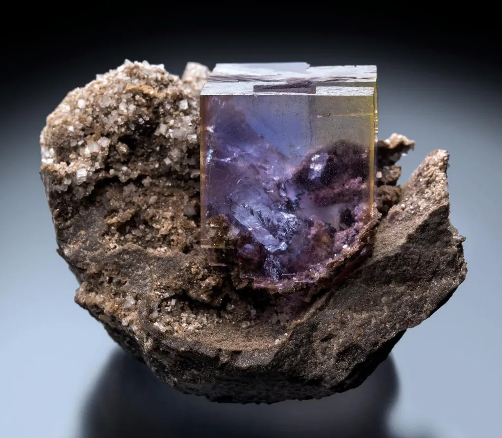 Fluorite image