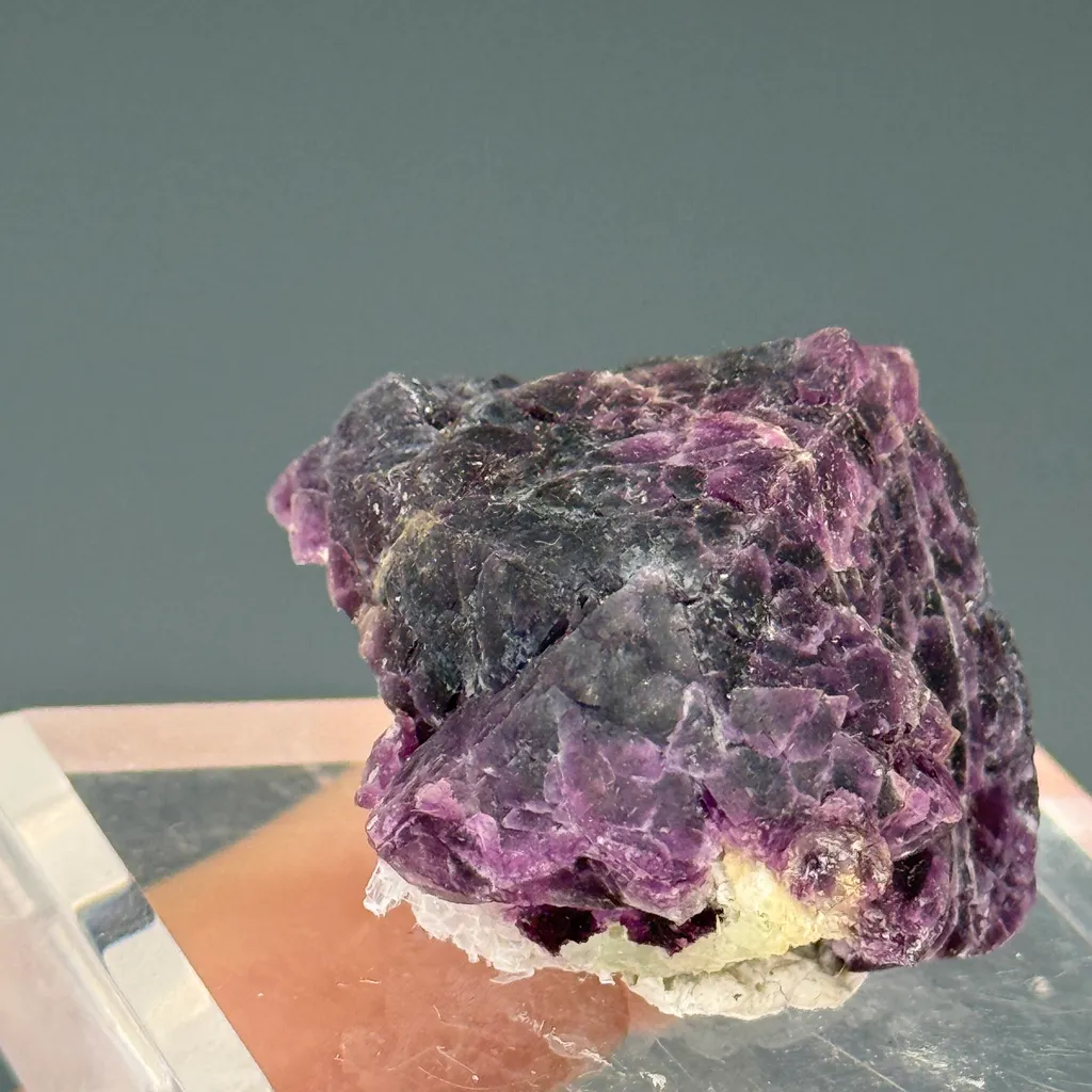 Fluorite - image 2