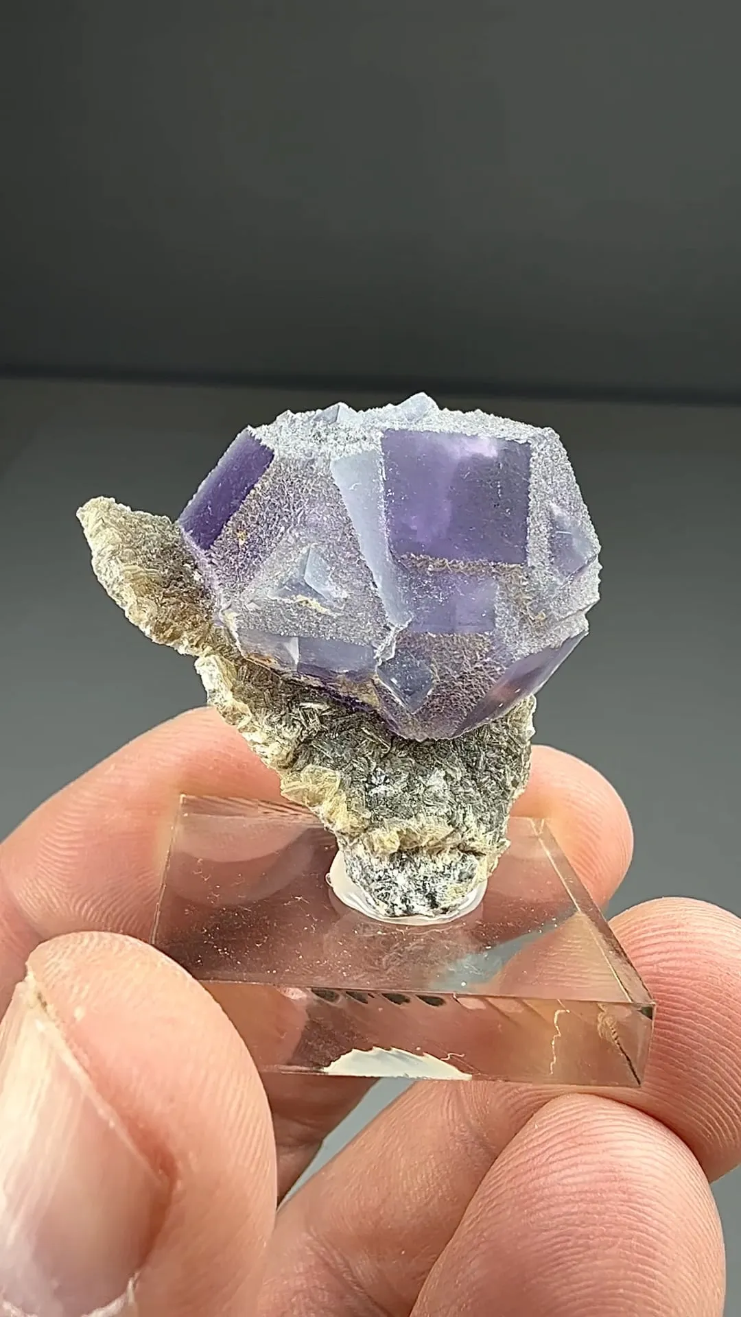 Fluorite (1485) - image 2