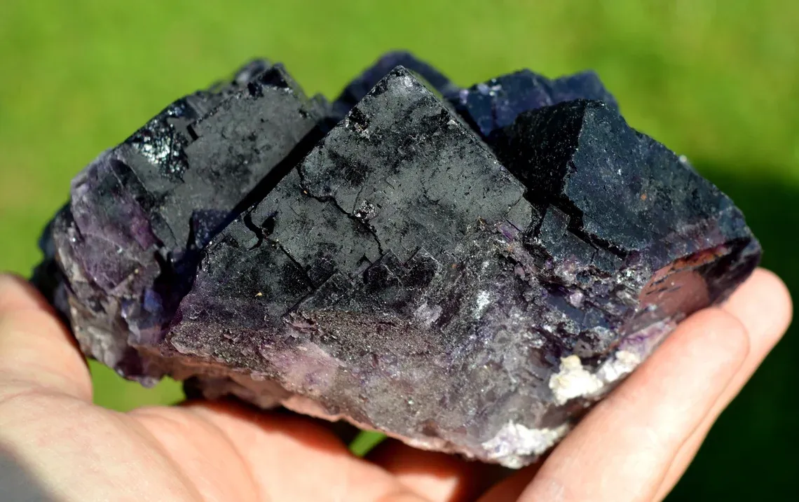 Fluorite 1550 grams - Melchor Múzquiz, Múzquiz Municipality, Coahuila, Mexico - image 7