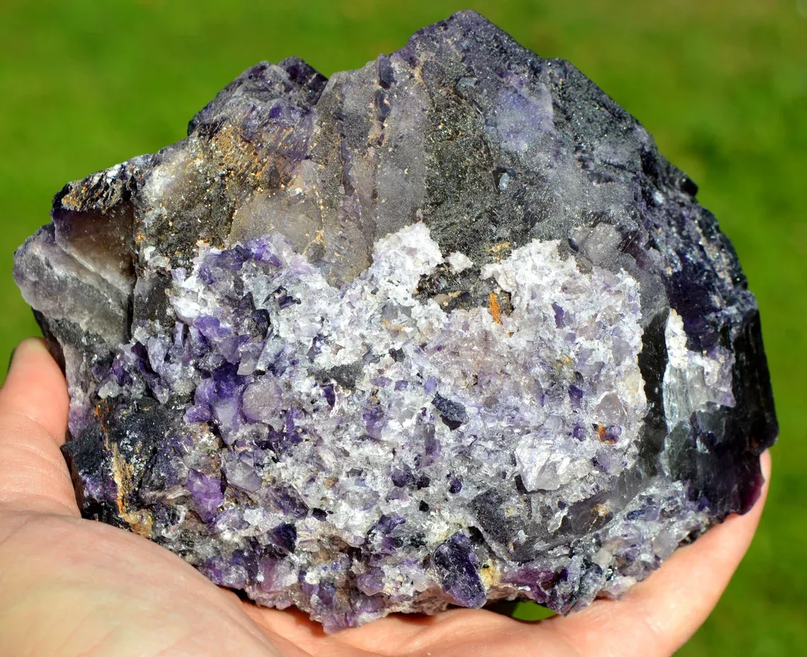 Fluorite 1550 grams - Melchor Múzquiz, Múzquiz Municipality, Coahuila, Mexico - image 8