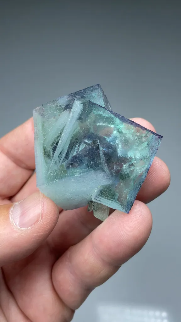Fluorite - image 2