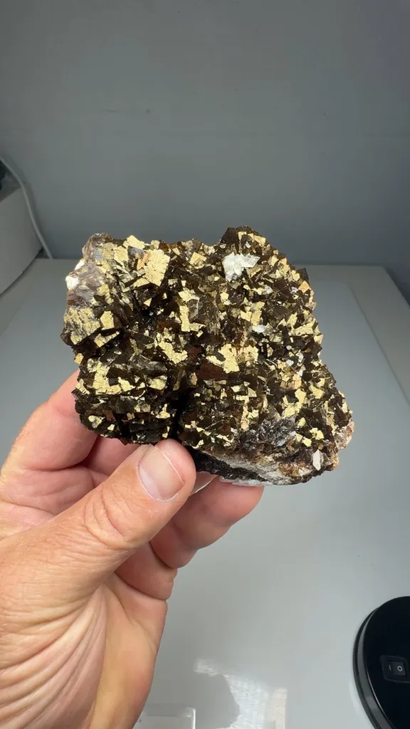 Fluorite - image 2