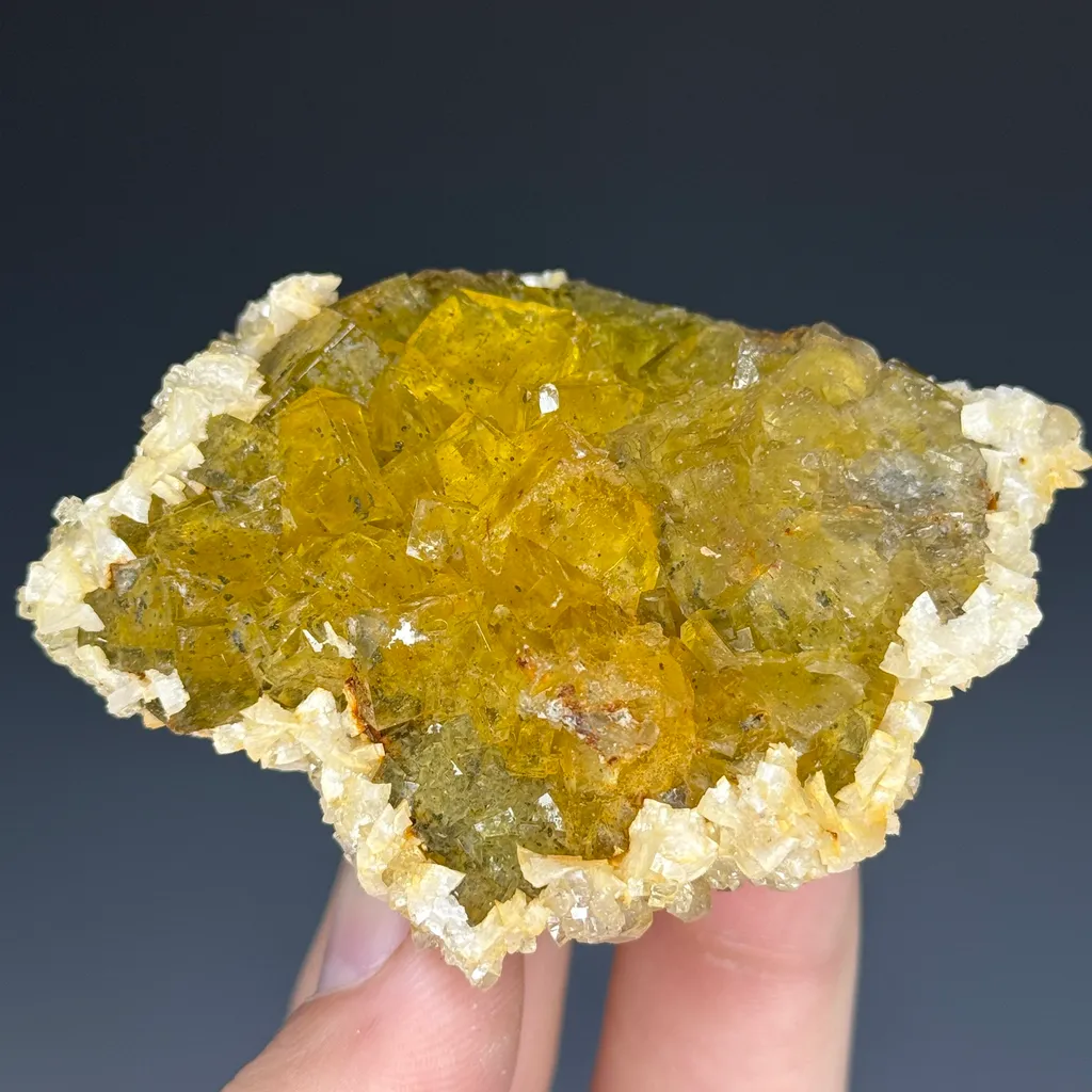 Fluorite image