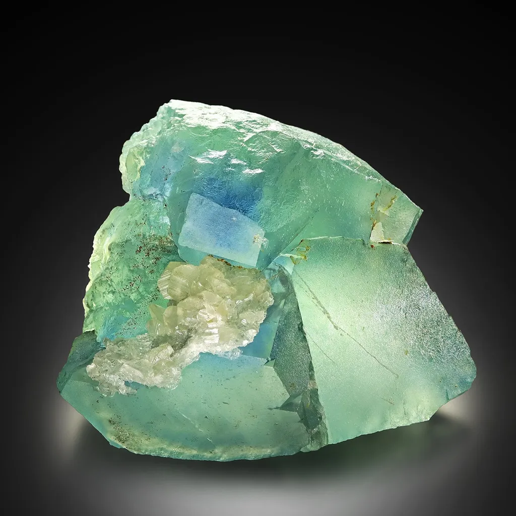 Fluorite - image 4