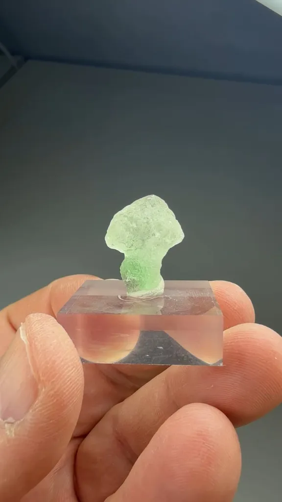 Fluorite - image 2