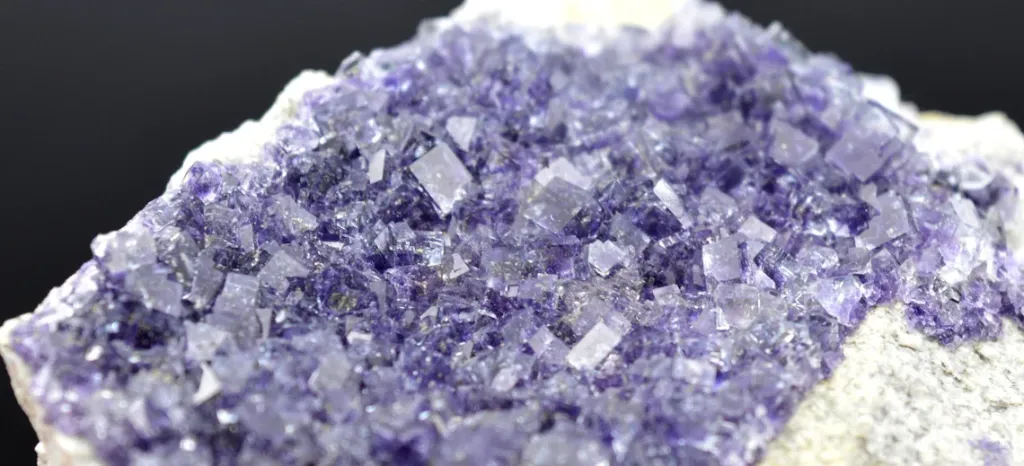 Fluorite 218 grams - Saint-Péray, Ardèche, Auvergne-Rhône-Alpes, France - image 5