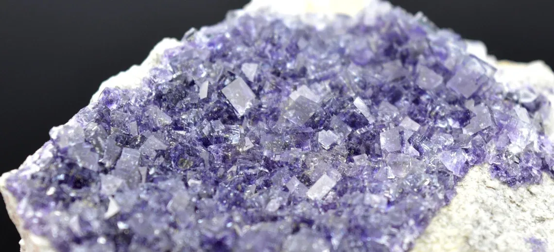 Fluorite 218 grams - Saint-Péray, Ardèche, Auvergne-Rhône-Alpes, France - image 5