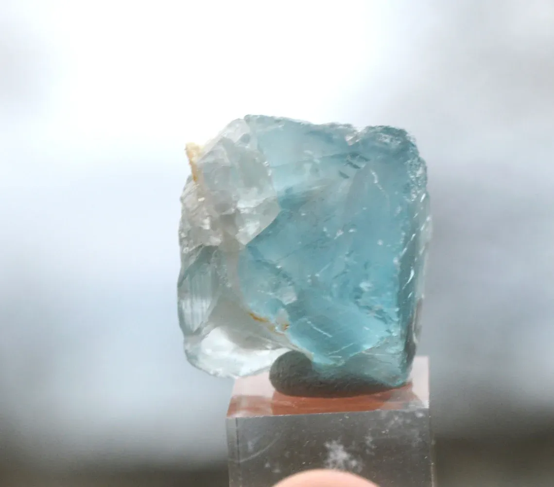 Fluorite 23 grams - Le Beix Mine, Saint-Germain-près-Herment, Riom, Puy-de-Dôme, France - image 2