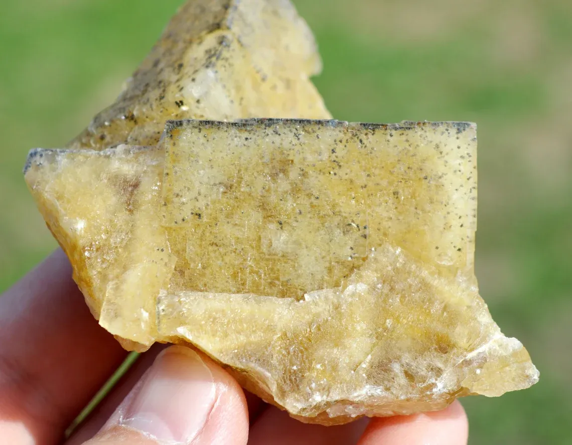 Fluorite 234 grams - Chaillac Mine, Chaillac, Indre, Centre-Val de Loire, France - image 2