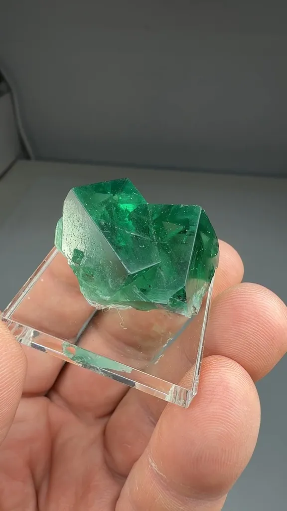 Fluorite - image 2